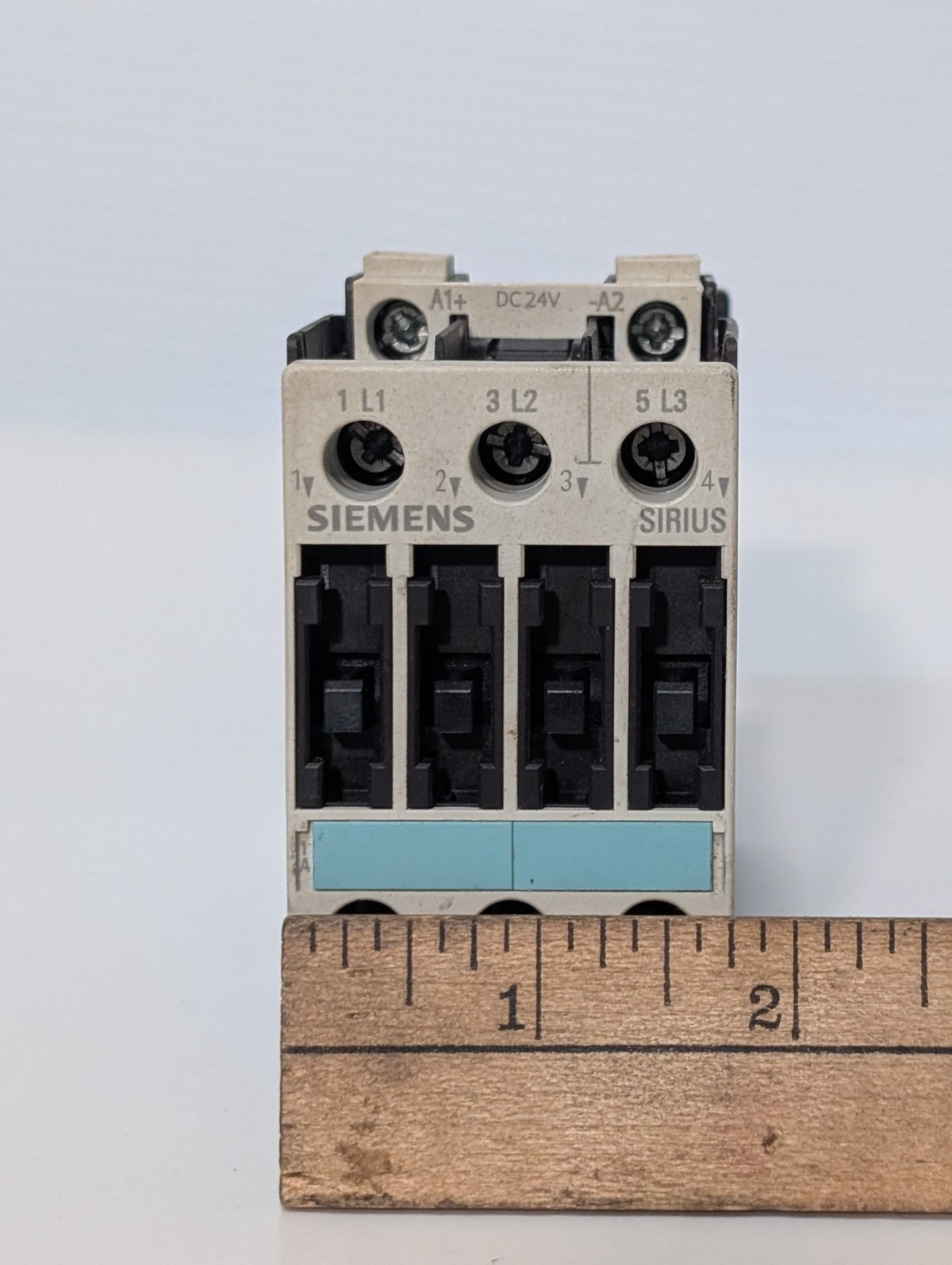 Siemens Sirius 3RT1023-1B and 3RT1026-1B industrial contactors with 24VDC coils
