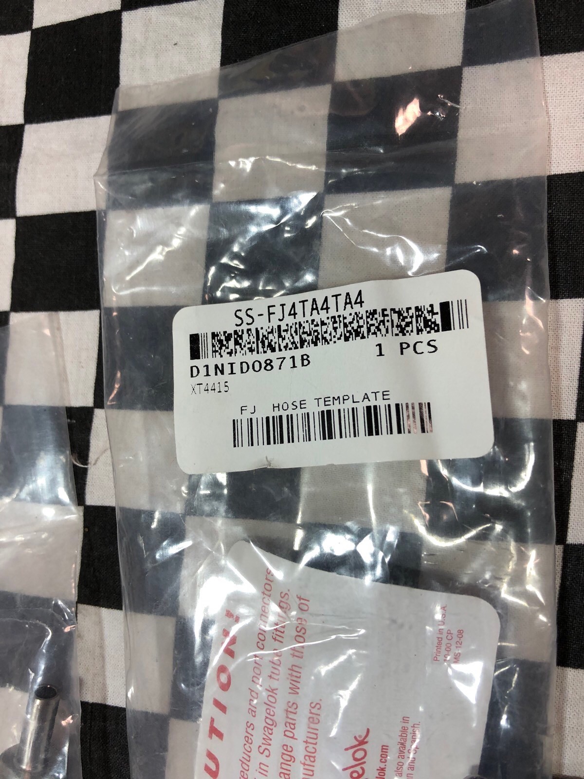 Lot Of 2, Swagelok SS-FJ4TA4TA4-12, Braided Hose 1/4″ X 12″, SHIPSAMEDAY