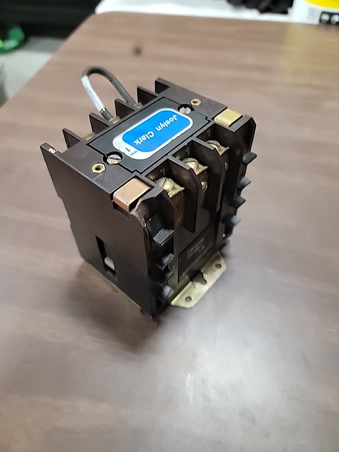 Sylvania 30 Amp Contactor T77U021 Joslyn Clark *Chipped Corner *
