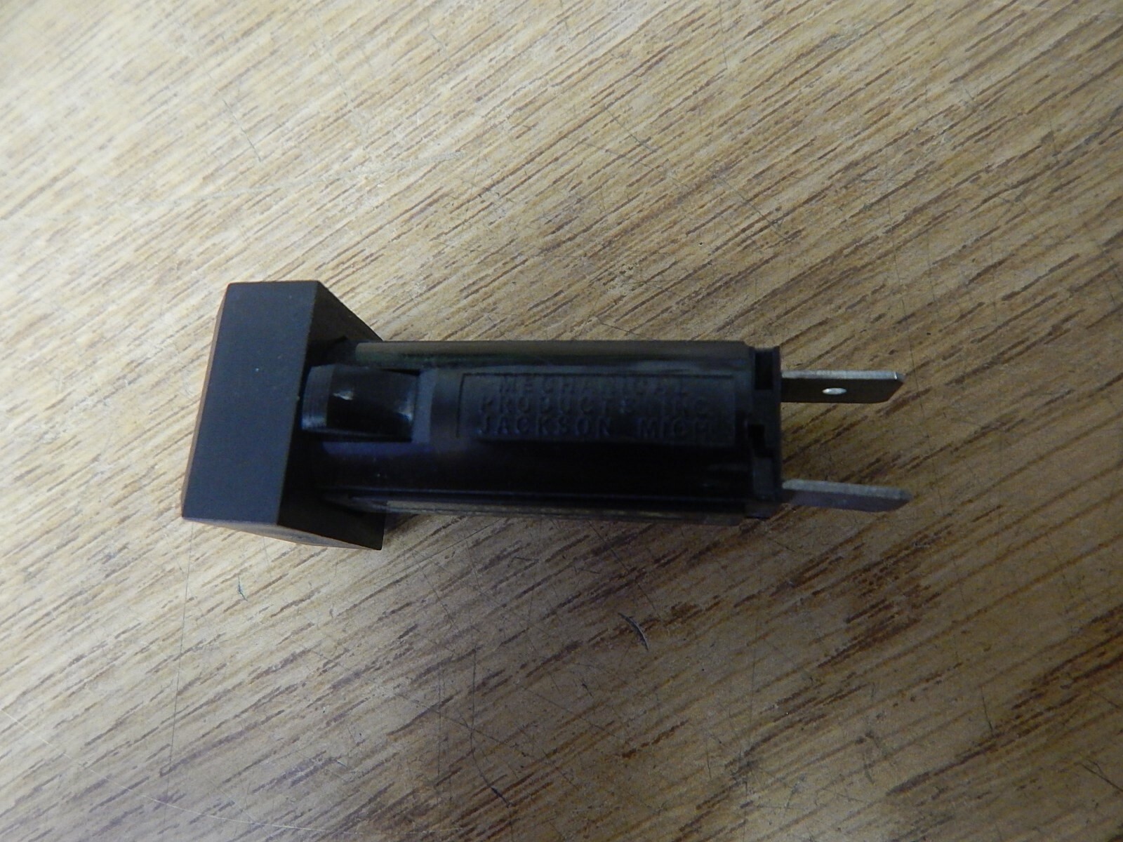 NEW Mechanical Products 2000-001-050 0389 5-Amp 240VAC 50VDC *FREE SHIPPING*