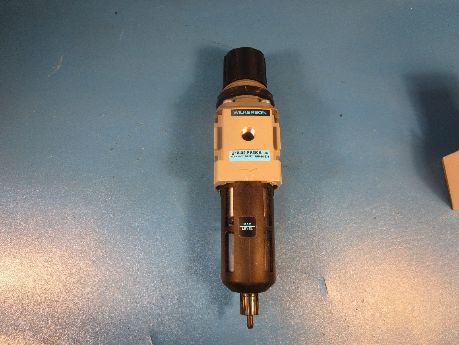 Wilkerson Filter B18-02-FKG0B, Regulator, 1/4″ NPT, 0-125 PSIG, MANUAL DRAIN