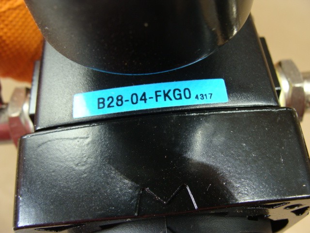 WILKERSON PNEUMATIC AIR PRESSURE REGULATOR B28-04-FKG0 0-0.86MPa 0-125PSIG