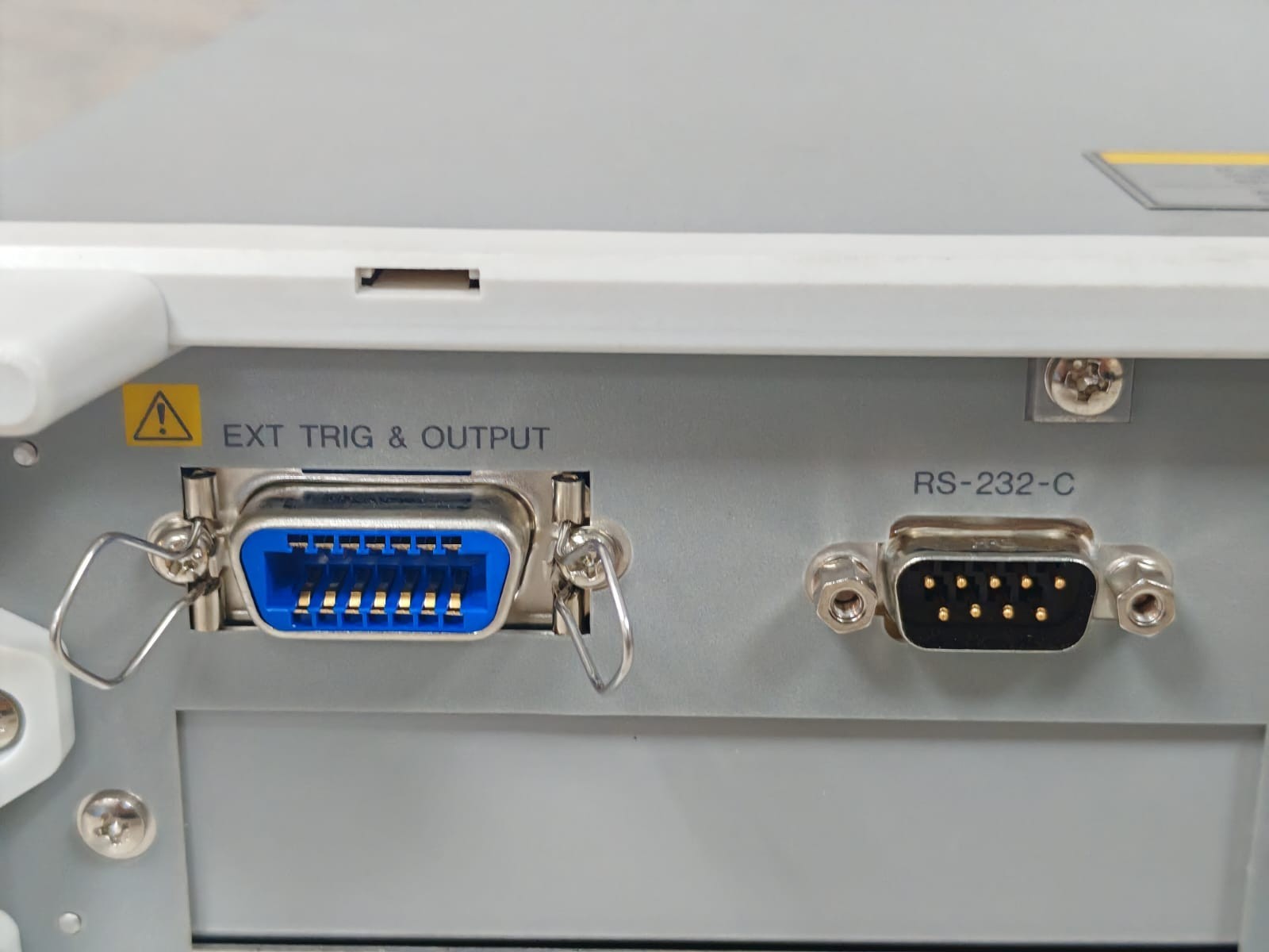 YOKOGAWA 7555 / 755501 -7-F 12WB18631 L DIGITAL MULTIMETER UNIT 230V