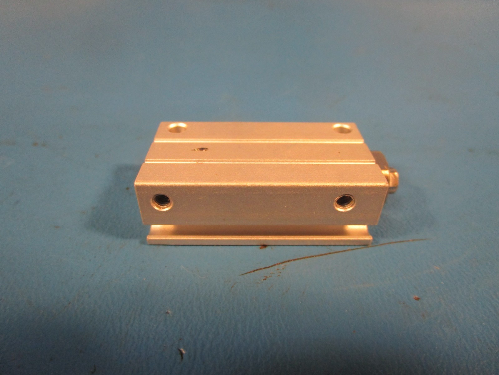 SMC CDUJB8-20D, Mini Free Mount Cylinder, 8mm Bore, 20mm Stroke, Auto Switch