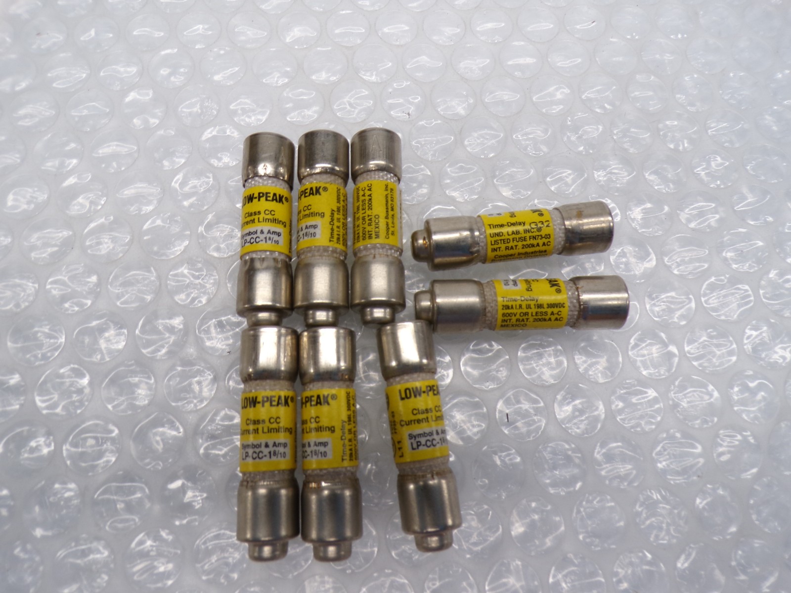 BUSMMANN LP-CC-1-8/10 FUSE LOT OF 8 NSNP
