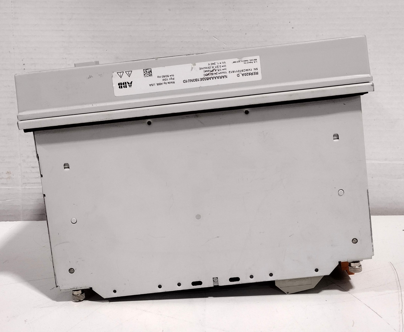 ABB RER620 NARAAAAB33E1B3NU1D Advanced Recloser Protection & Control Relay