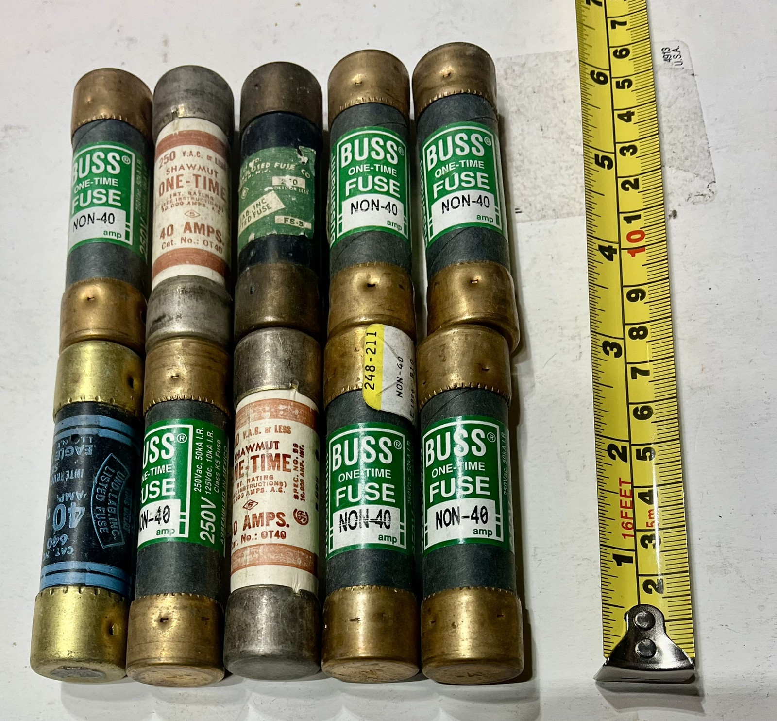 Lot Of 10 BUSSMANN Style 40 Amp One Time Snap In Delay Fuses 250V