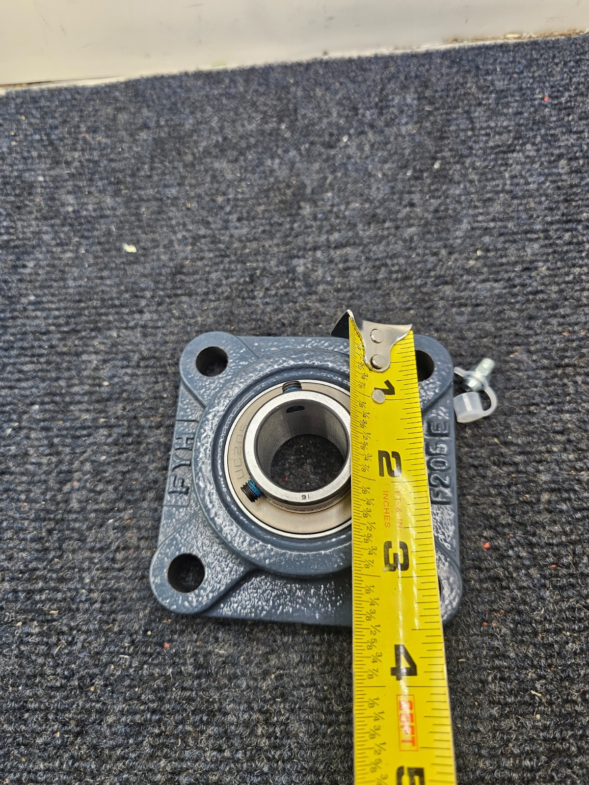 FYH UCF205-16JE: 4-Bolt Flange W/ UC205 Bearing UCF20516EG5