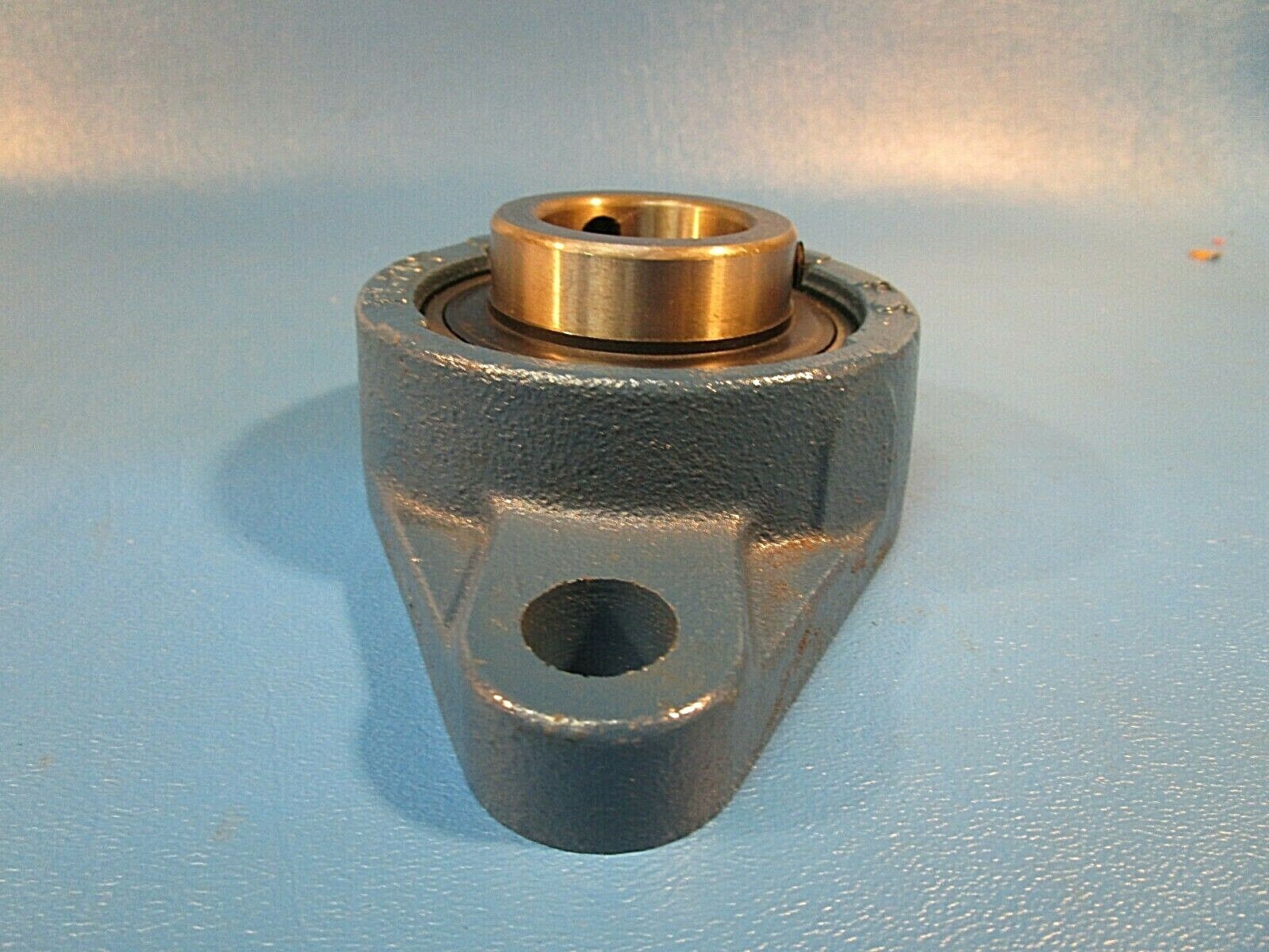 FS, UCFL 207-20, 1 1/4″ Bore, 2 Bolt Flange-Mount Ball Bearing Unit, Setscrews