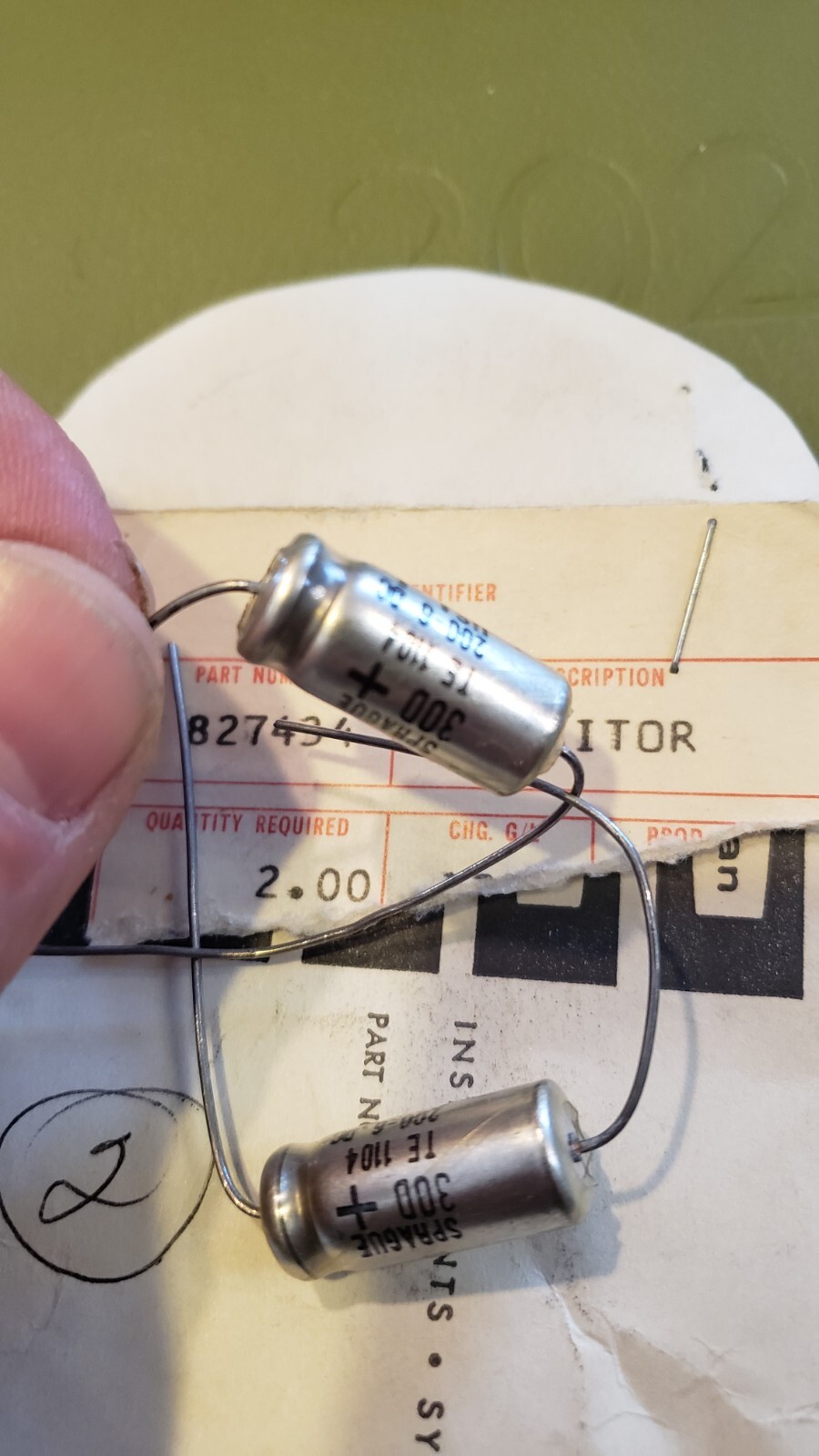 NOS OEM Beckman Sprague aluminum Capacitor 30D TE-1104 200-6 # 7121H / 827434 +
