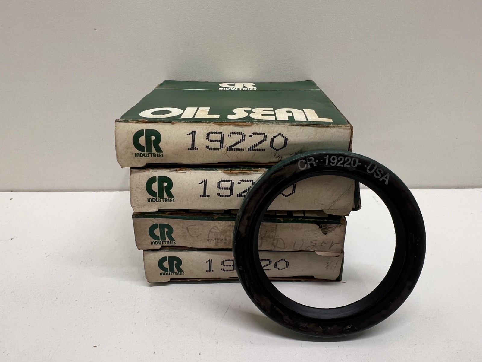 LOT OF (4) NEW OLD STOCK! CHICAGO RAWHIDE OIL SEALS 19220