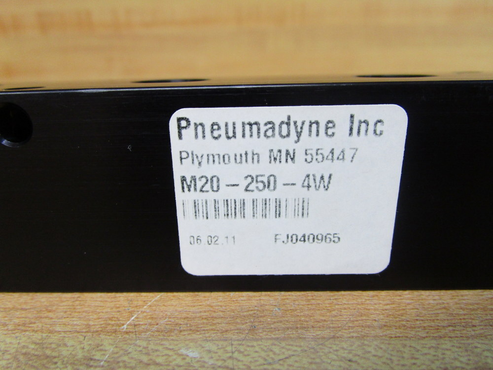 Pneumadyne M20-250-4W Pneumatic Manifold M202504W