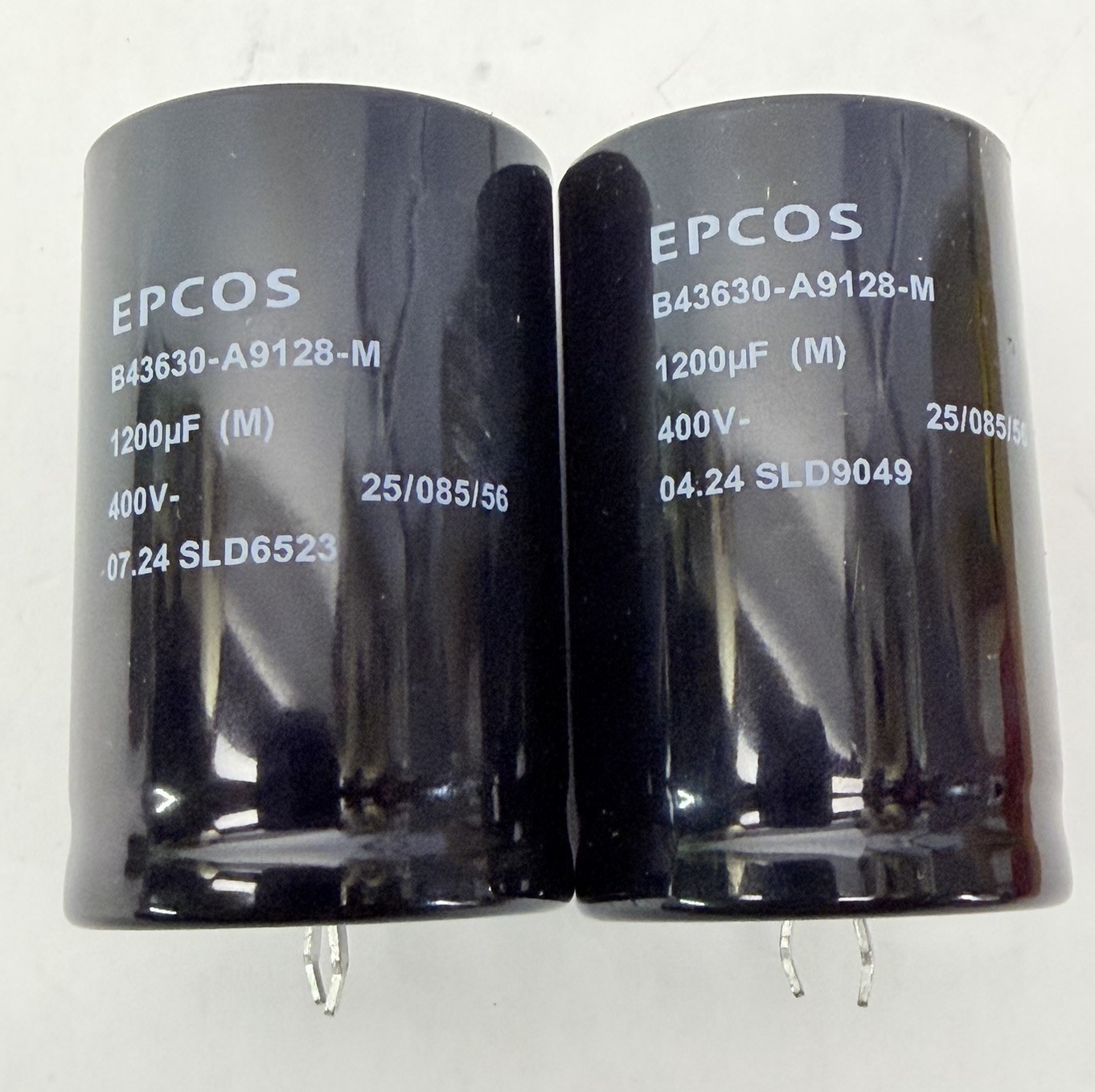 (LOT OF 2) EPCOS B43630-A9128-M Electrolytic Capacitor 1200 µF (M) – 400 V