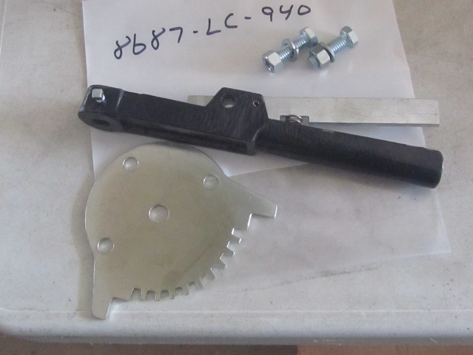 NEW UNKNOWN BRAND 8687-LC-940 2″,2.5″,3″ LEVER HANDLE KIT