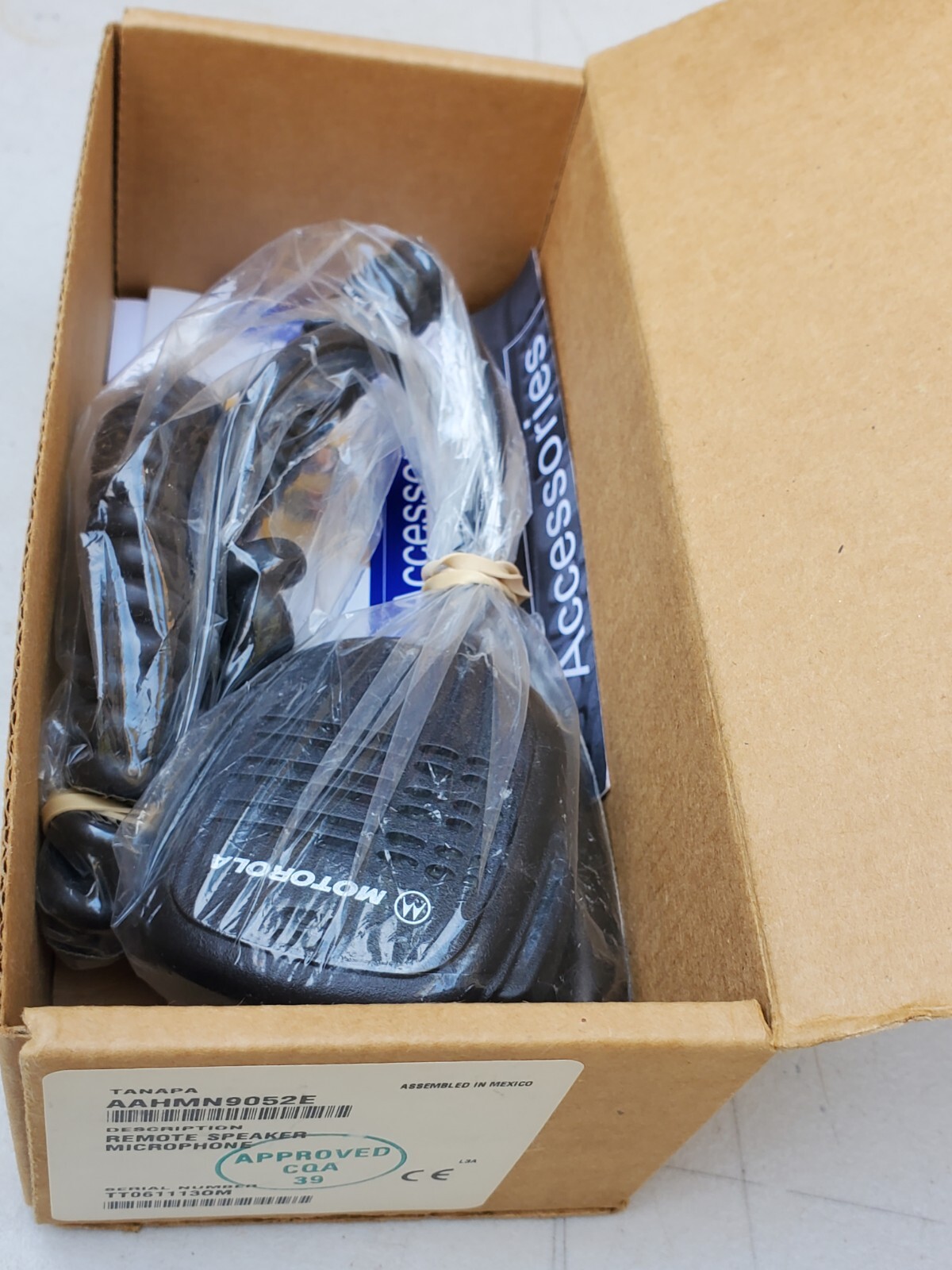 NEW Vtg 1998 Motorola HMN9052E Remote Speaker Microphone Radio Communication Mic