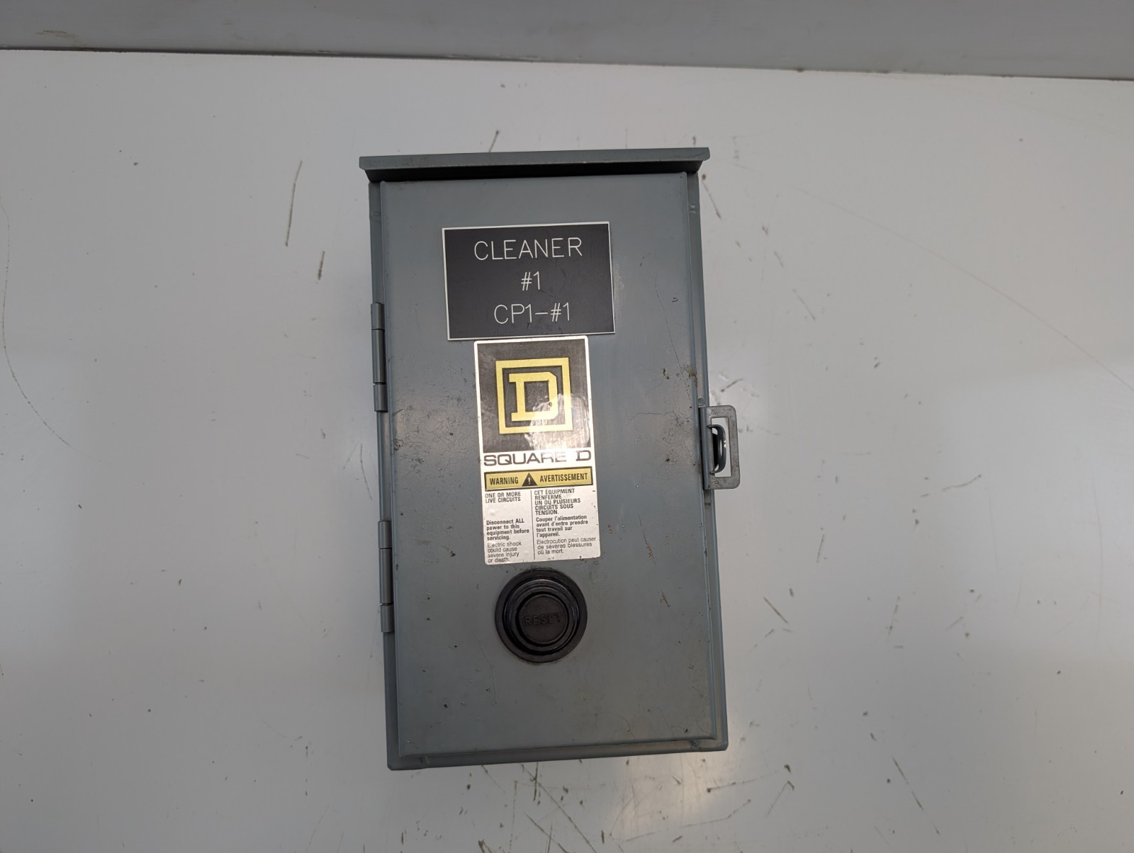 SQUARE D 8536 SCA-3 S AC MAGNETIC STARTER SER A NEMA 1 120V60Hz/110V50Hz