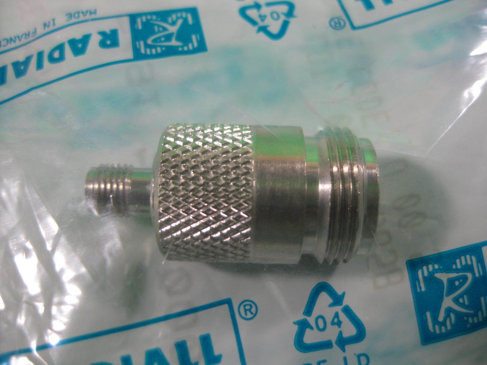 Radiall Adapter Series N(F)-SMA(F) — R191 331 000 — New