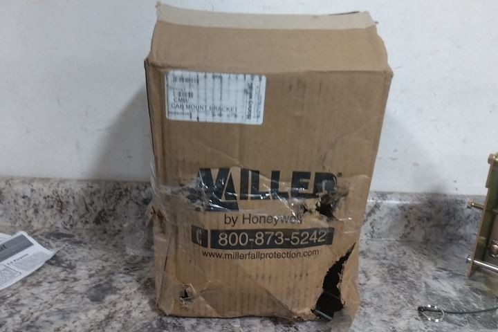 Honeywell Miller CMB/ 310 Lb Weight Capacity Cab Mount Bracket