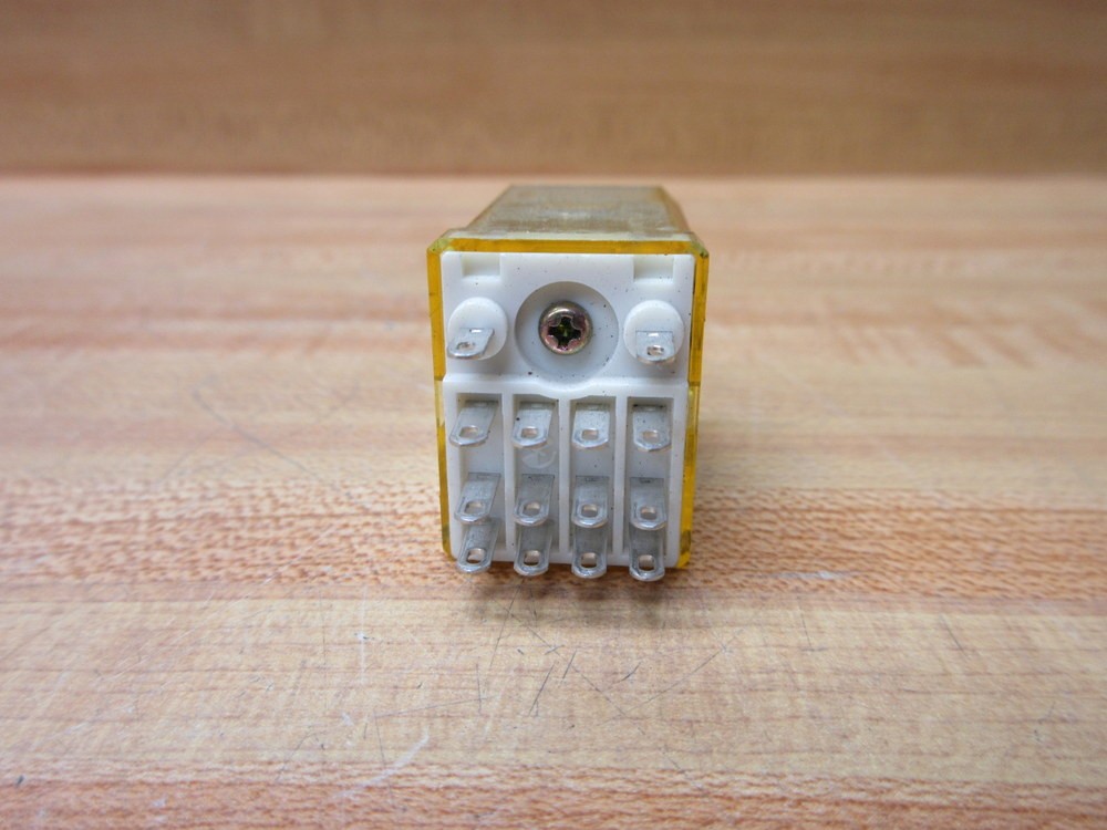 IDEC RY4S-U-220-240V AC Relay RY4S-U-AC220-240V