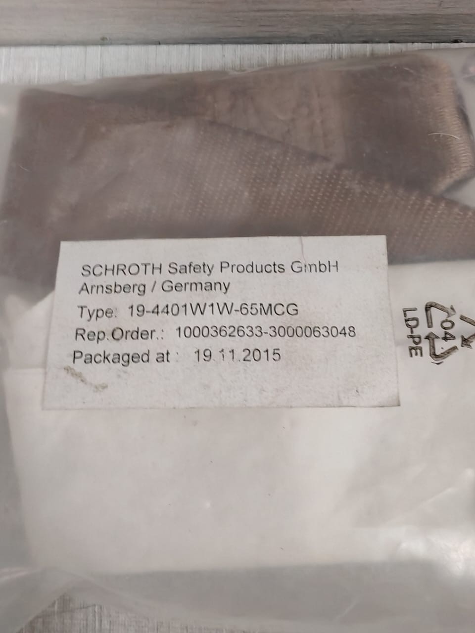 SCHROTH 19-4401W1W-65MCG EY787.2 POINT BELT