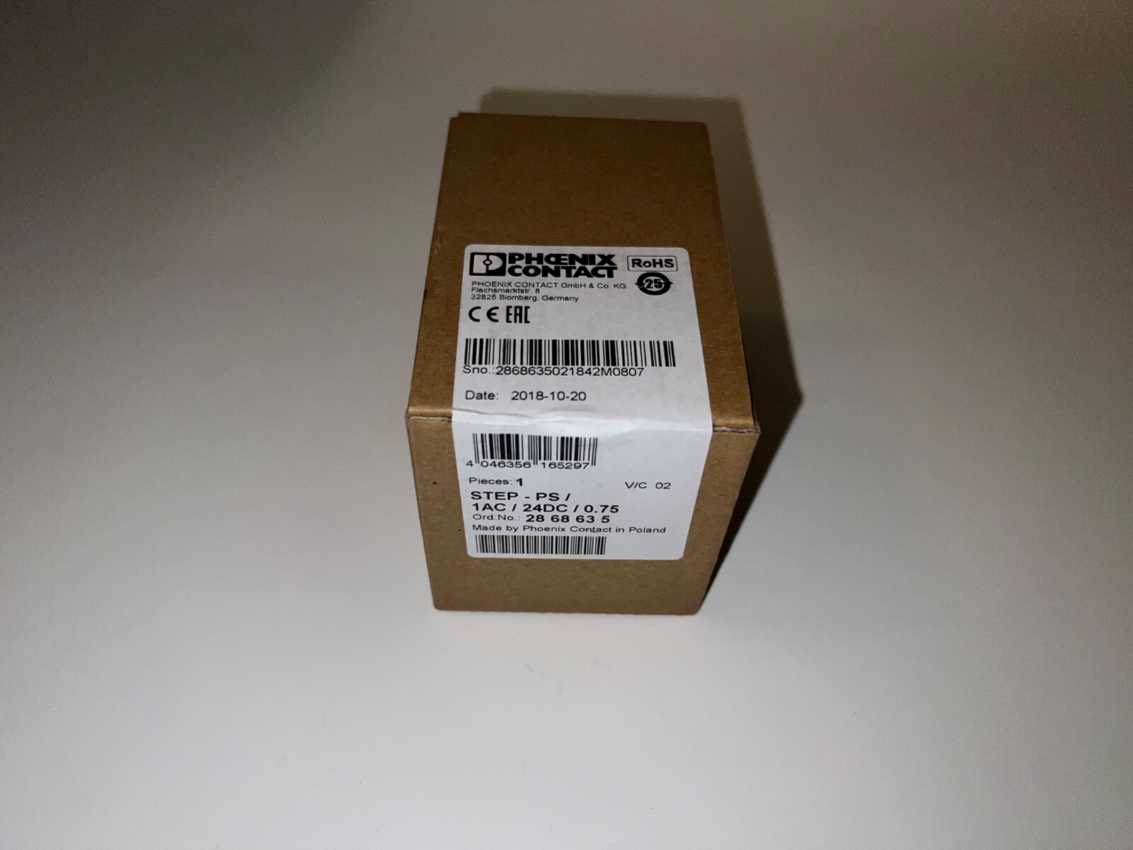 NEW Phoenix Contact 2868635, STEP-PS/ 1AC/24DC/0.75, Power Supply DIN Rail Mount