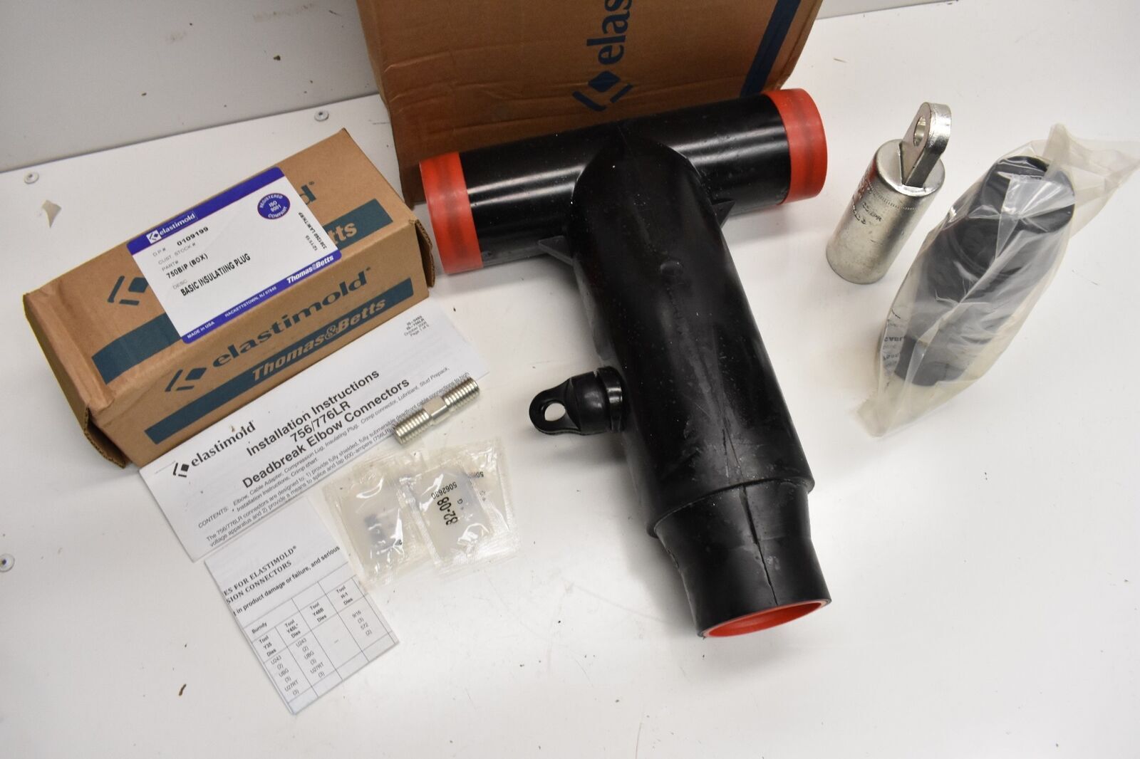 Thomas & Betts Elastimold 756LR-P0410-CS1977 Apparatus Deadbreak Elbow Kit 600A