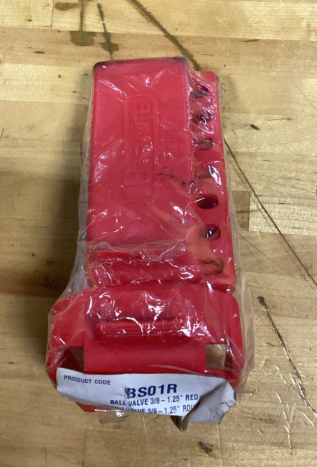 North Ball Valve Lockout Be-Safe BS01R, Polypropylene, Red