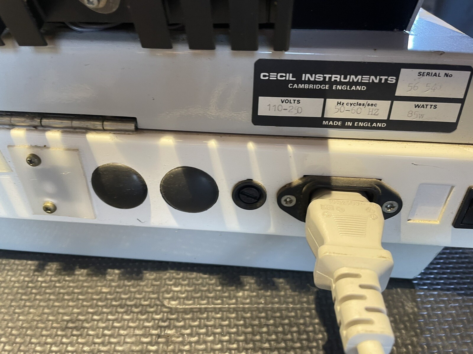 CE 2343 Grating Spectrophotometer – CECIL Instruments – Cambridge – A1