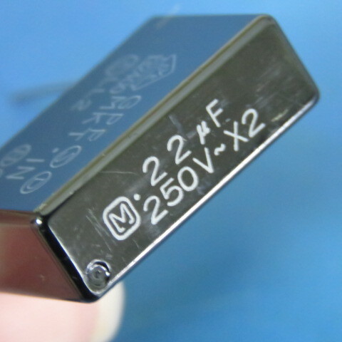 PANASONIC ECQ-U2A224MV Qty of 100 per Lot CAP POLY .22UF 250V 20% FILM