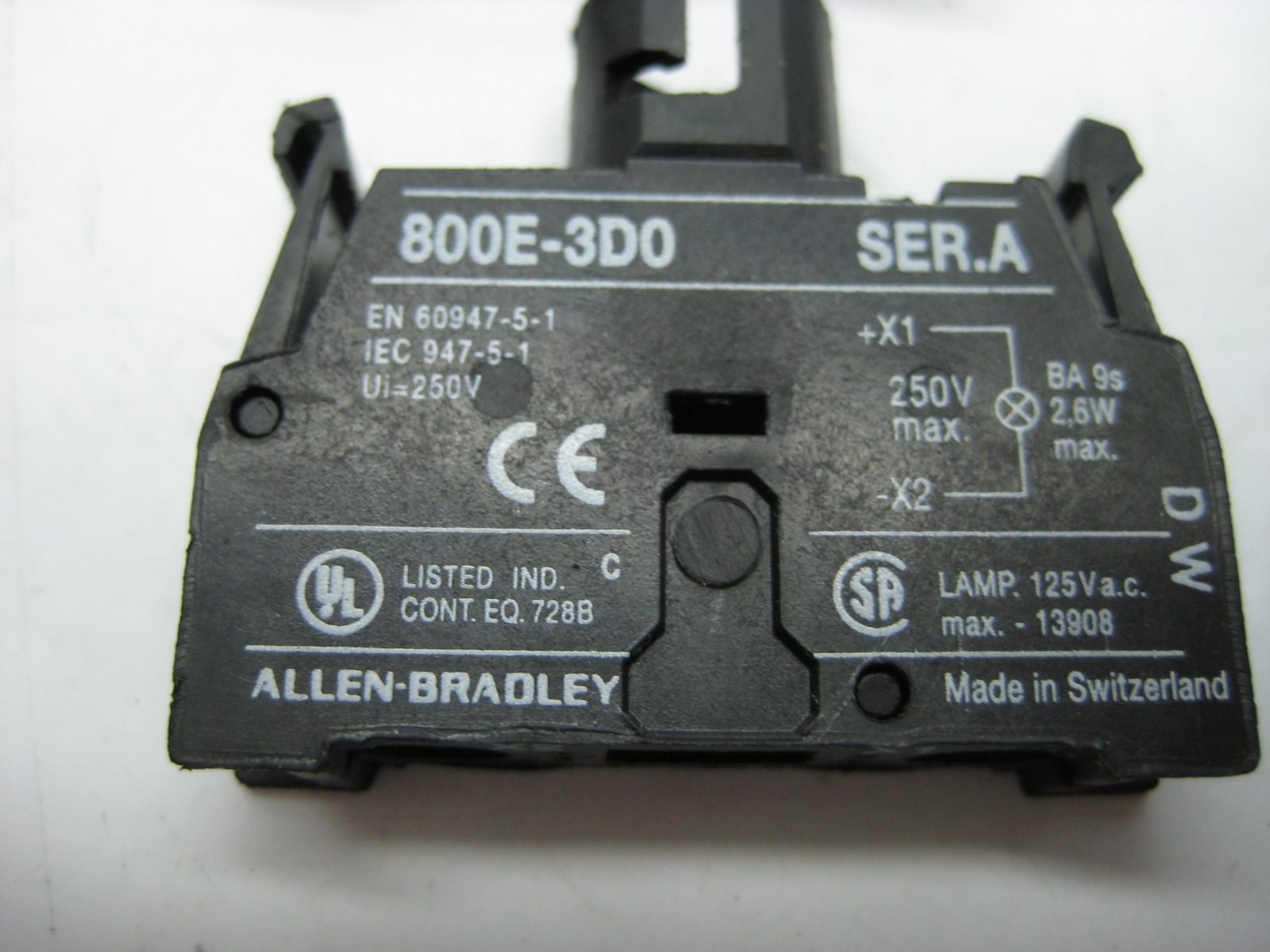 ALLEN BRADLEY 800E-3D0 SER.A LIGHT MODULE LOT OF 4 NSNP