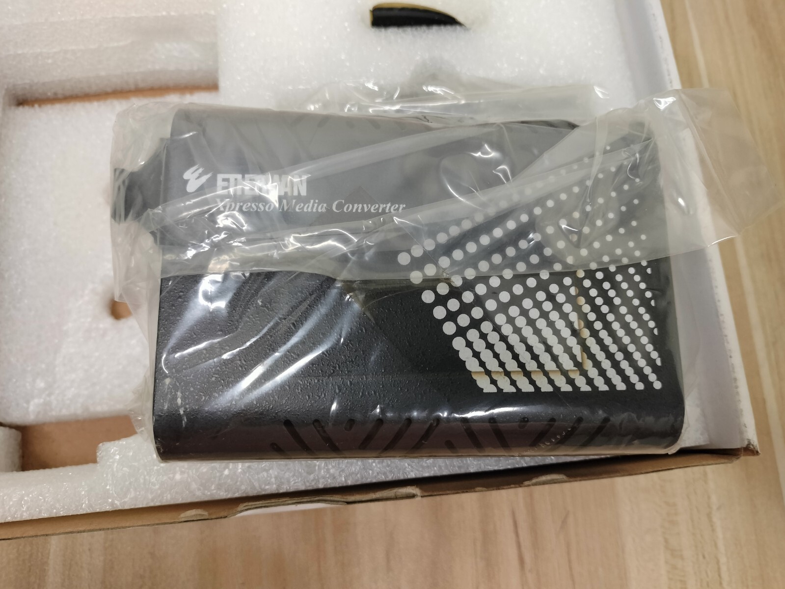 ETHERWAN EM1000TSC XPRESSO MEDIA CONVERTER *OPEN BOX*