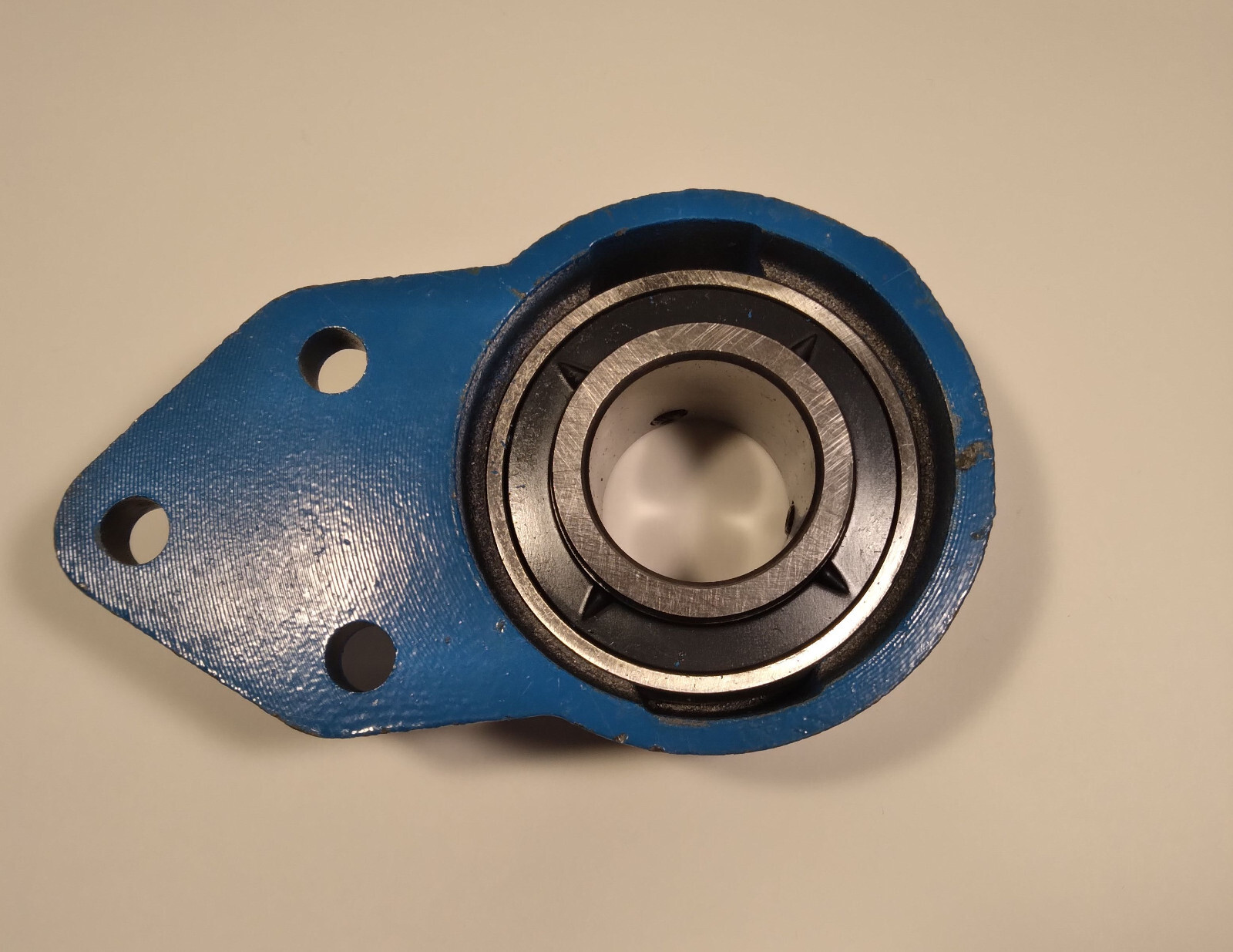 1 NEW 3-BOLT FLANGE BRACKET UCFB207 MOUNTED BEARING NNB ***MAKE OFFER***
