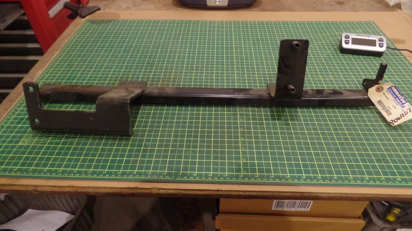 GENUINE KOMATSU PARTS STEEL UPPER GUIDE ASSEMBLY CC216492, 216492, N.O.S