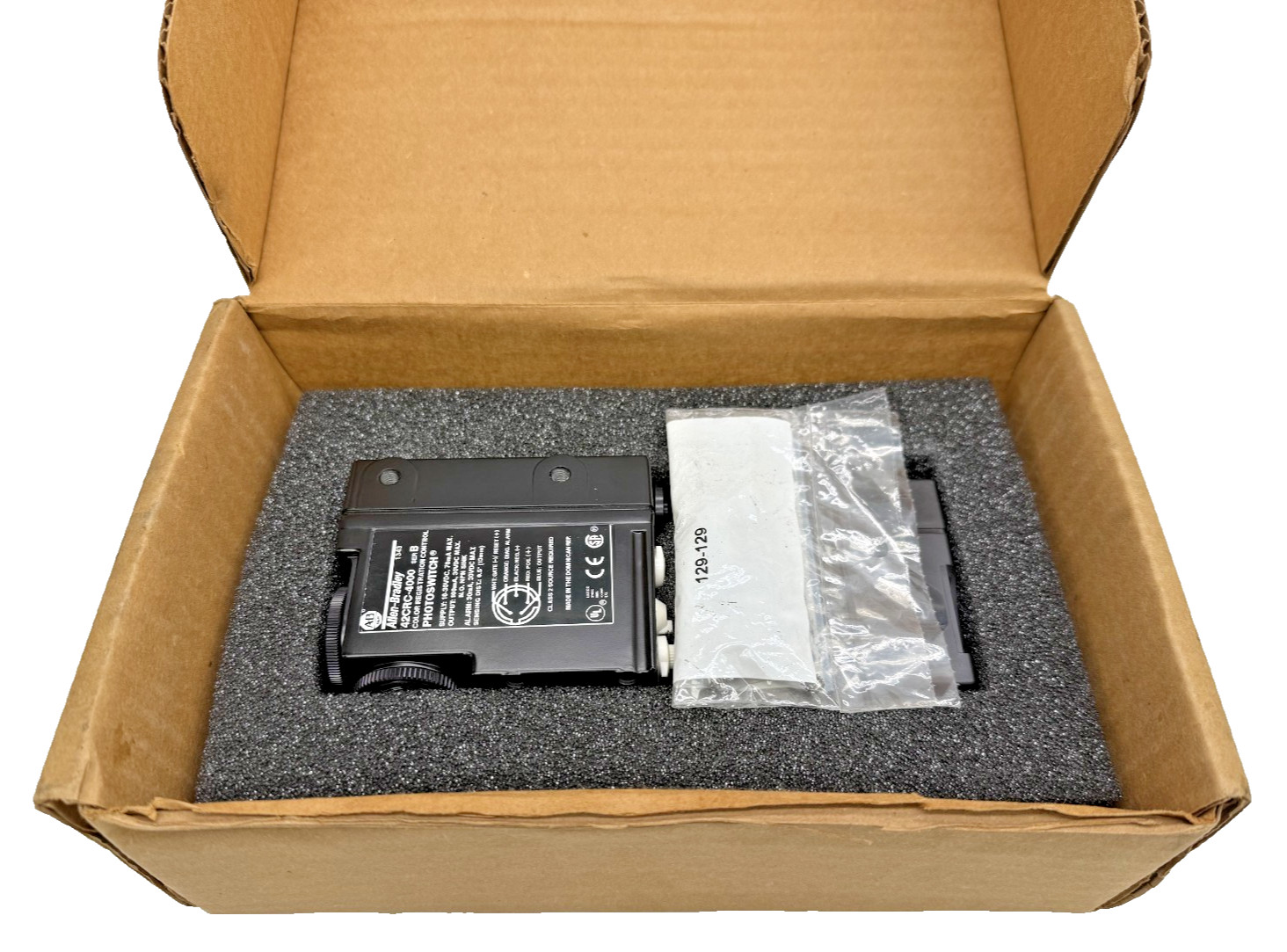 Allen Bradley 42CRC-4000 /B Color Registration Control PhotoSwitch, 10-30 VDC