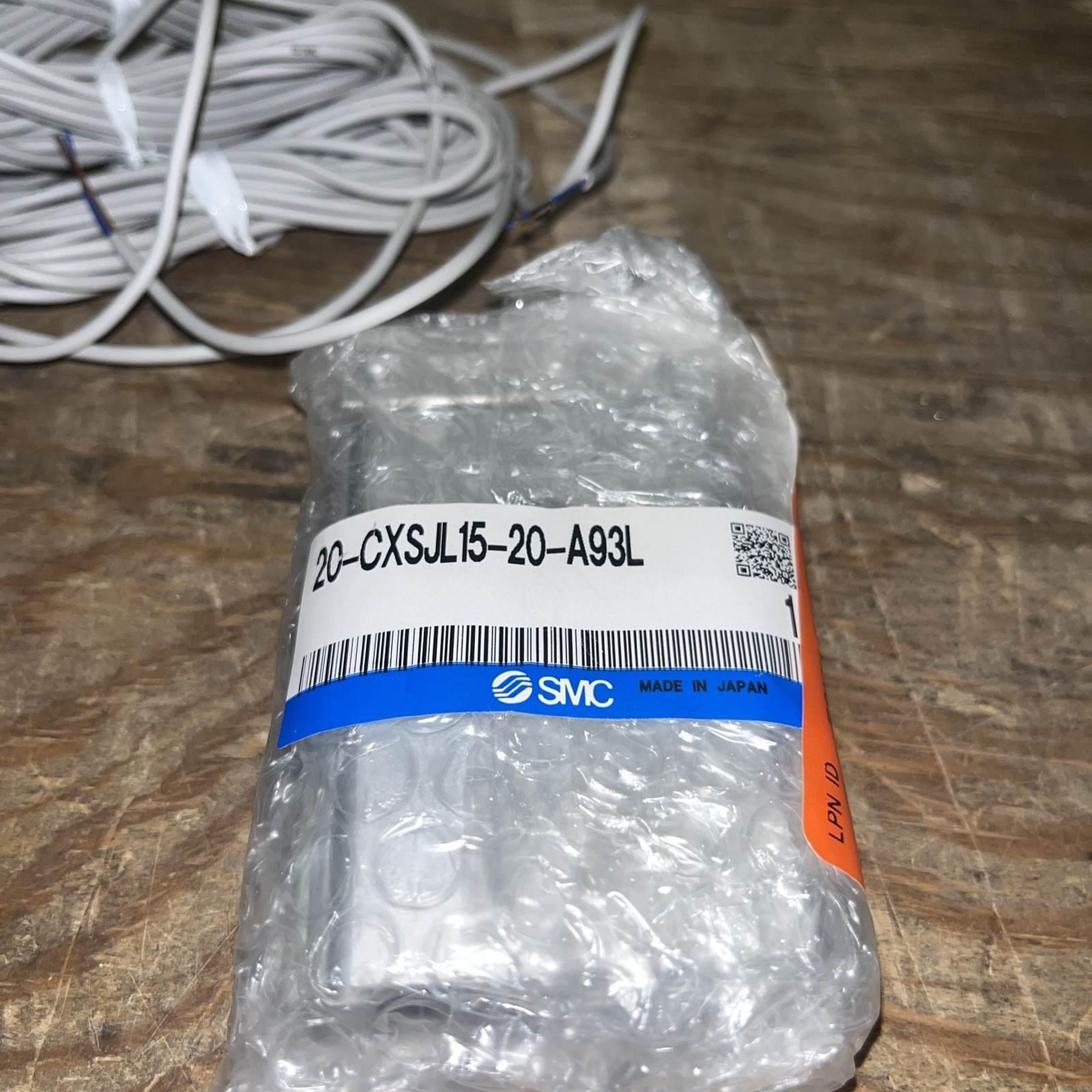 SMC Cylinder, #20-CXSJL15-20-A93L , NOS, (LG-4914)