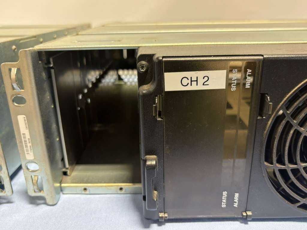 *LOT OF 2* Motorola GTR8000 Repeater Base Radio Chassis Part T7039A
