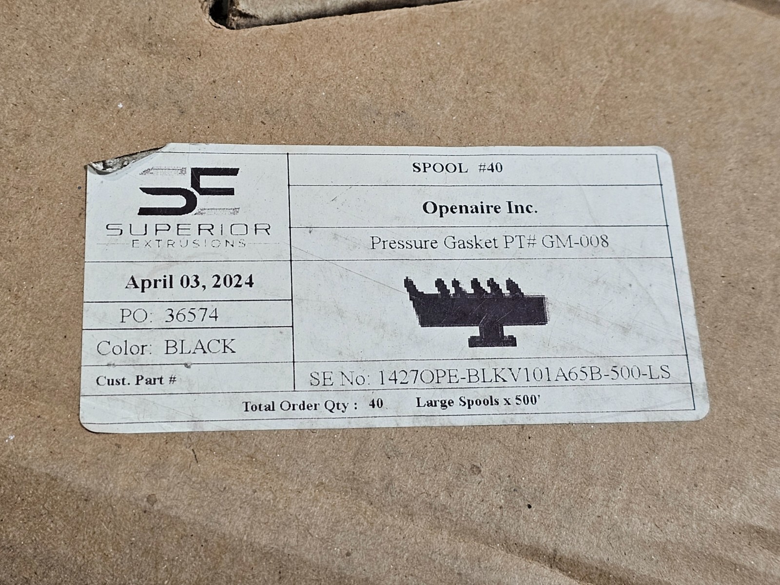 (QTY 2) Superior Extrusions Large Spool #40 500 Feet 36574 Black
