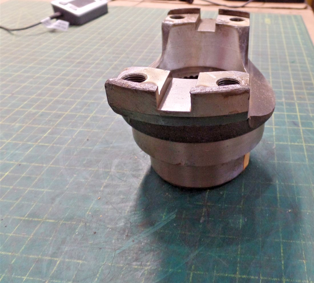 GENUINE TROJAN O&K / TEREX 10847588500 FLANGE ASSEMBLY 10-847588500 35 SPLINE