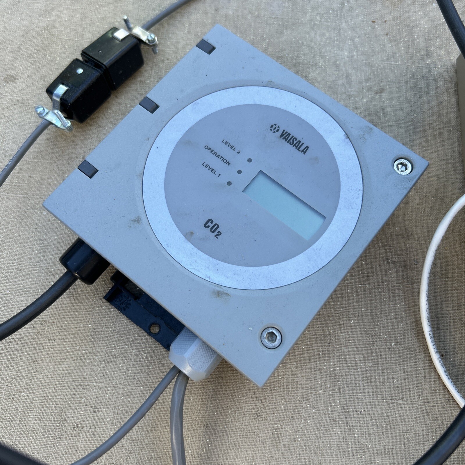 Two Vaisala Carbon Dioxide Transmitter – GMT221 w/ Amega External Power Supply