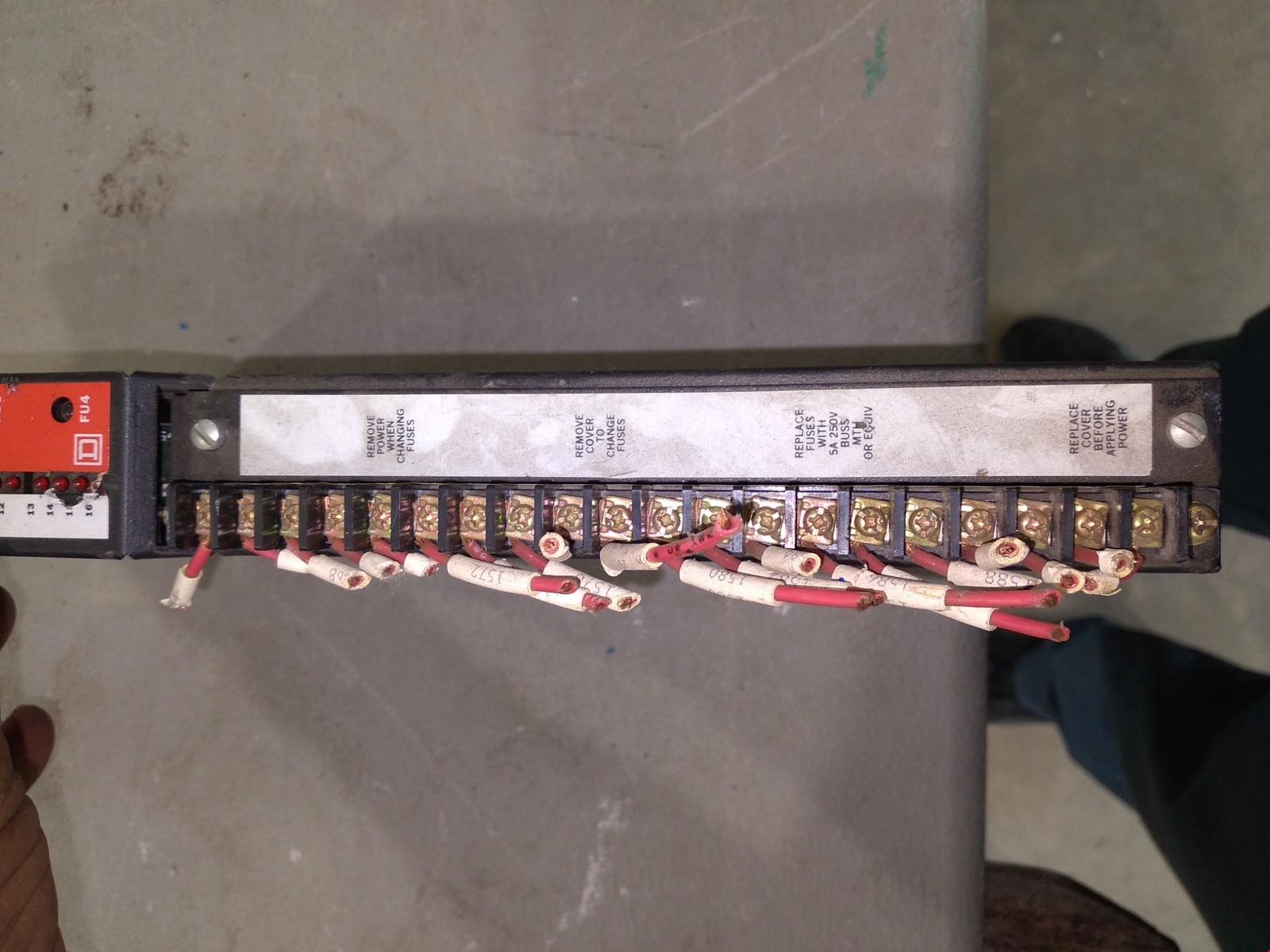 SQUARE D SY/MAX CLASS 8030 ROM-221 SER.F2 120VAC