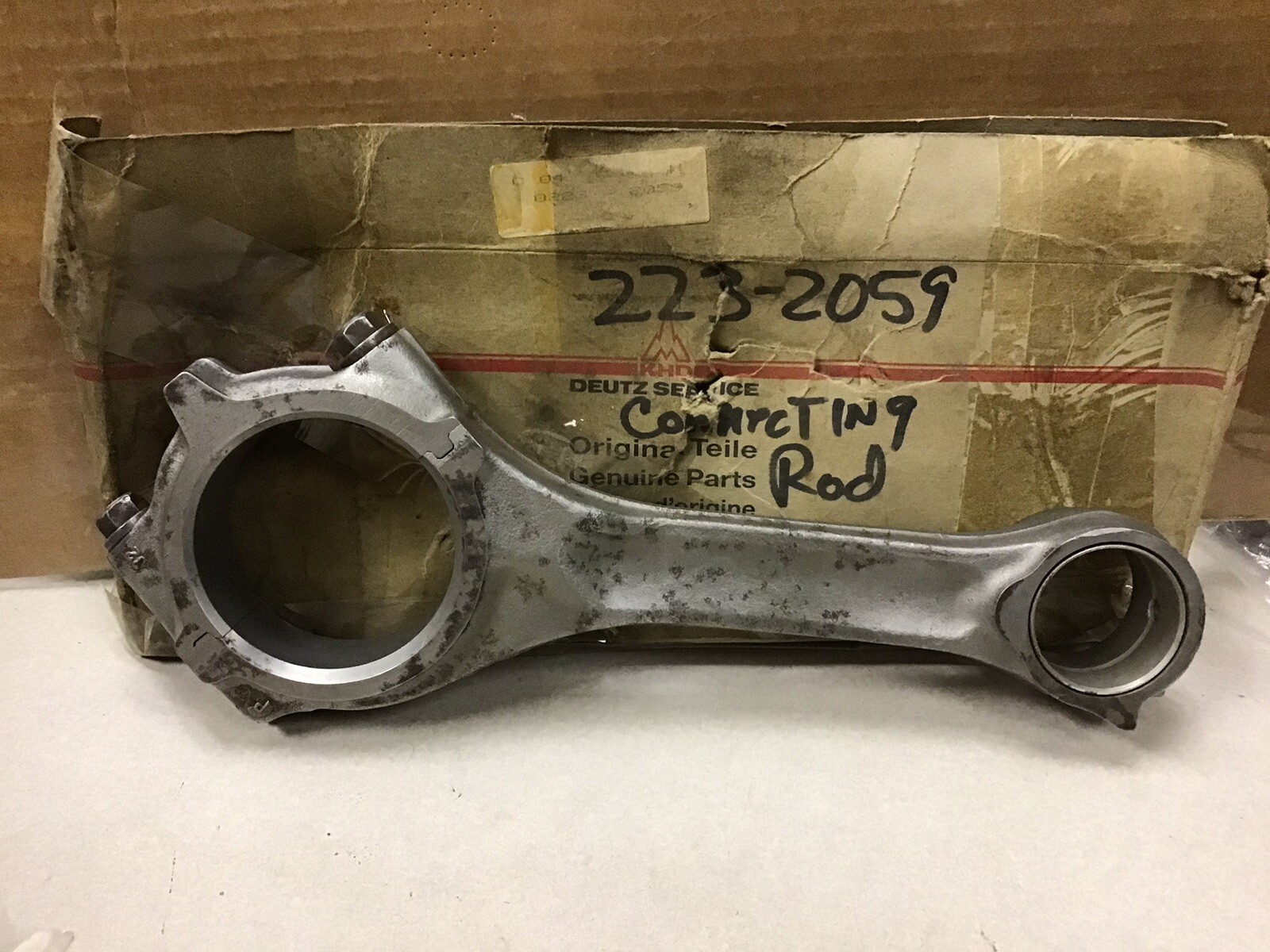 2232059 4234225 NEW DEUTZ CONNECTING ROD FITS 913 914 ENGINES FREE SHIPPING!