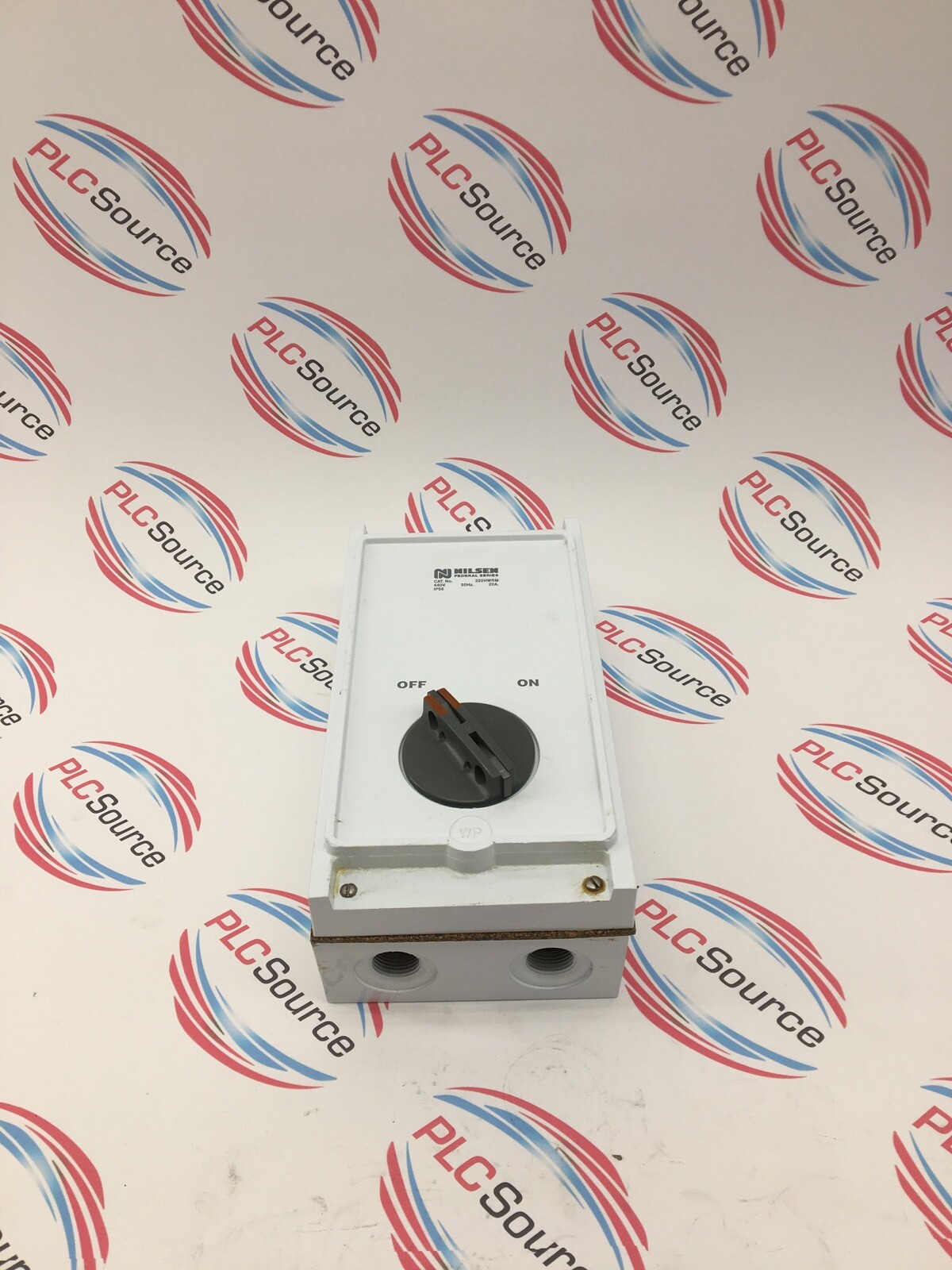 NILSEN FEDERAL SERIES 320HWRM FUSED ON OFF SWITCH 3 POLE 440V 50HZ 20A IP56