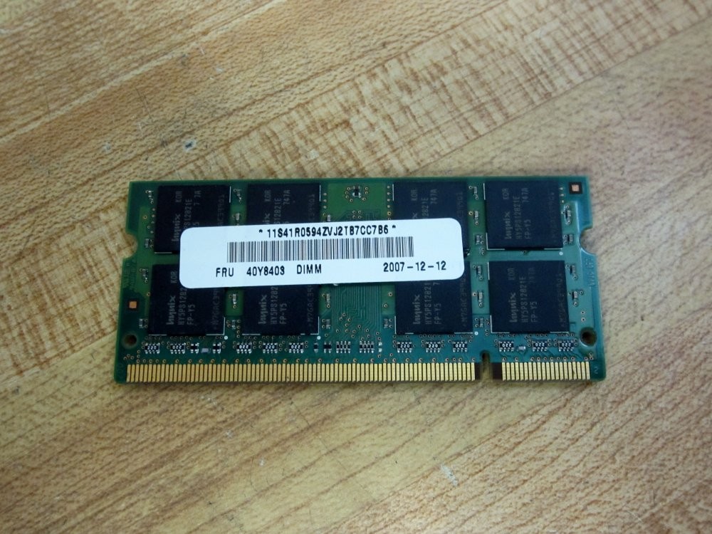 Hynix HYMP512S64EP8-Y5-AB Memory Module PC2-5300S-555-12