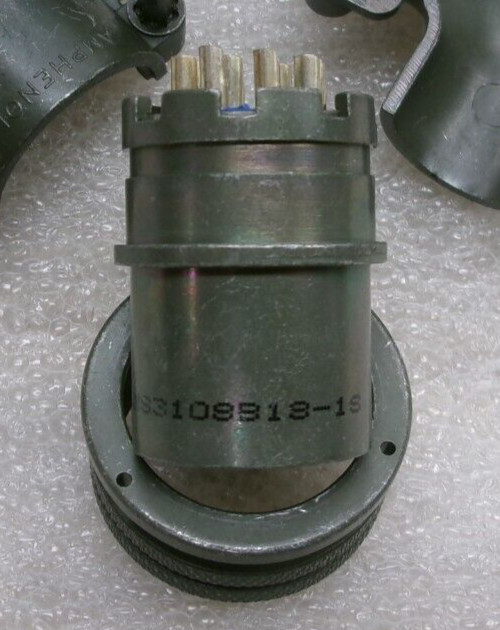 AMPHENOL MS3108B18-1S Circular Socket Connector 10-Pin w/ 90° Split Shell #617W