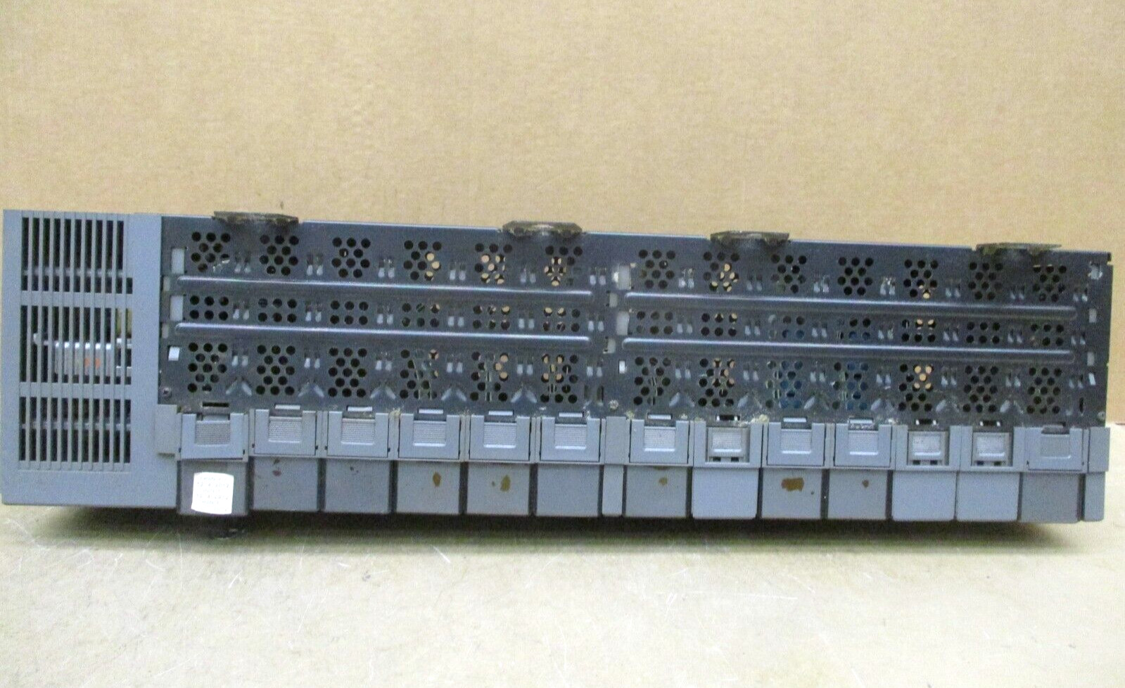 Allen-Bradley SLC 500 1746-P3 SLC 5/04 CPU 1747-L541 1747-DCM 1747-SDN 48681GN