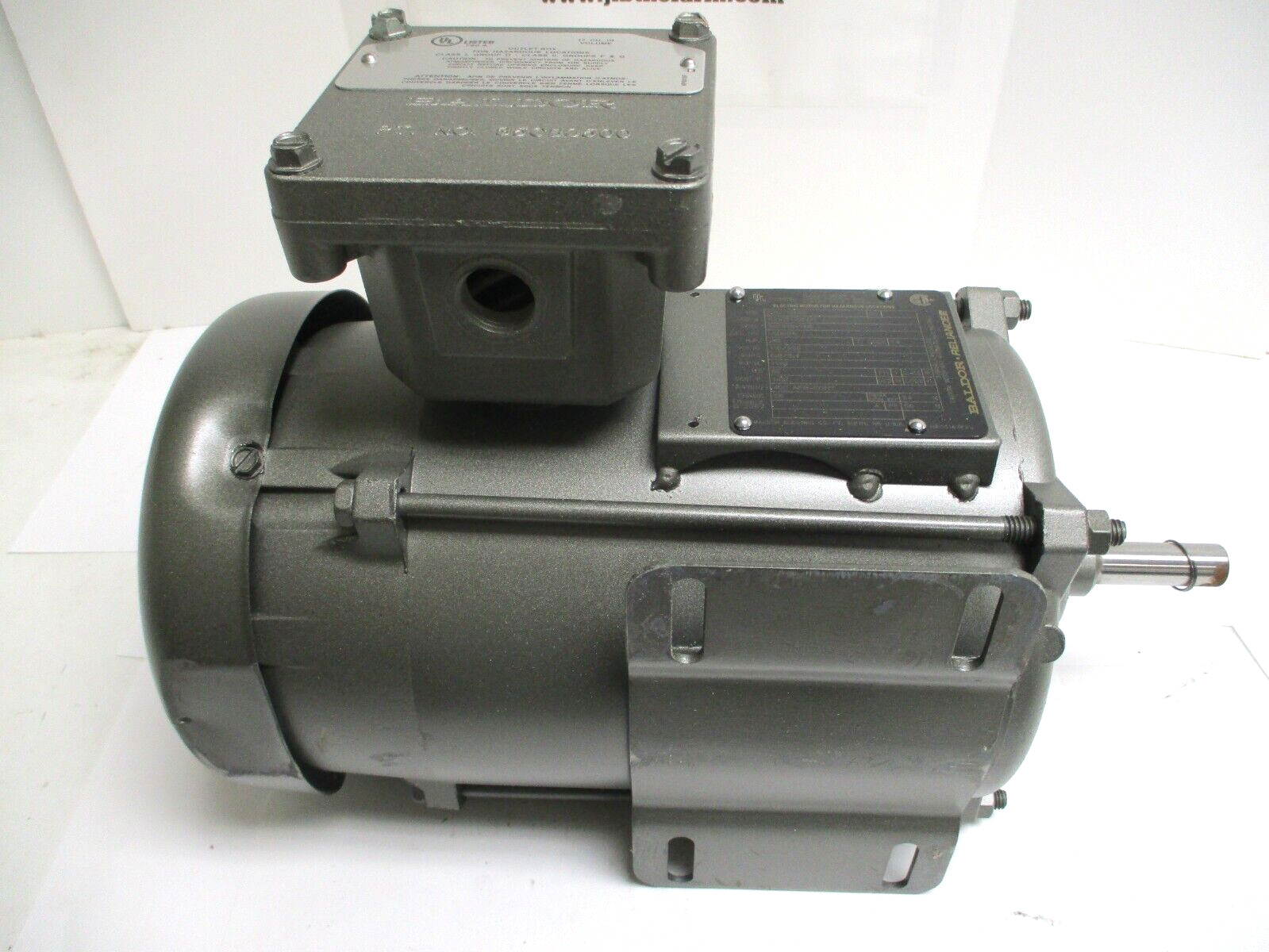 BALDOR-RELIANCE , ELECTRIC MOTOR , L5002A , 0.33-HP , 1140-RPM , SURPLUS