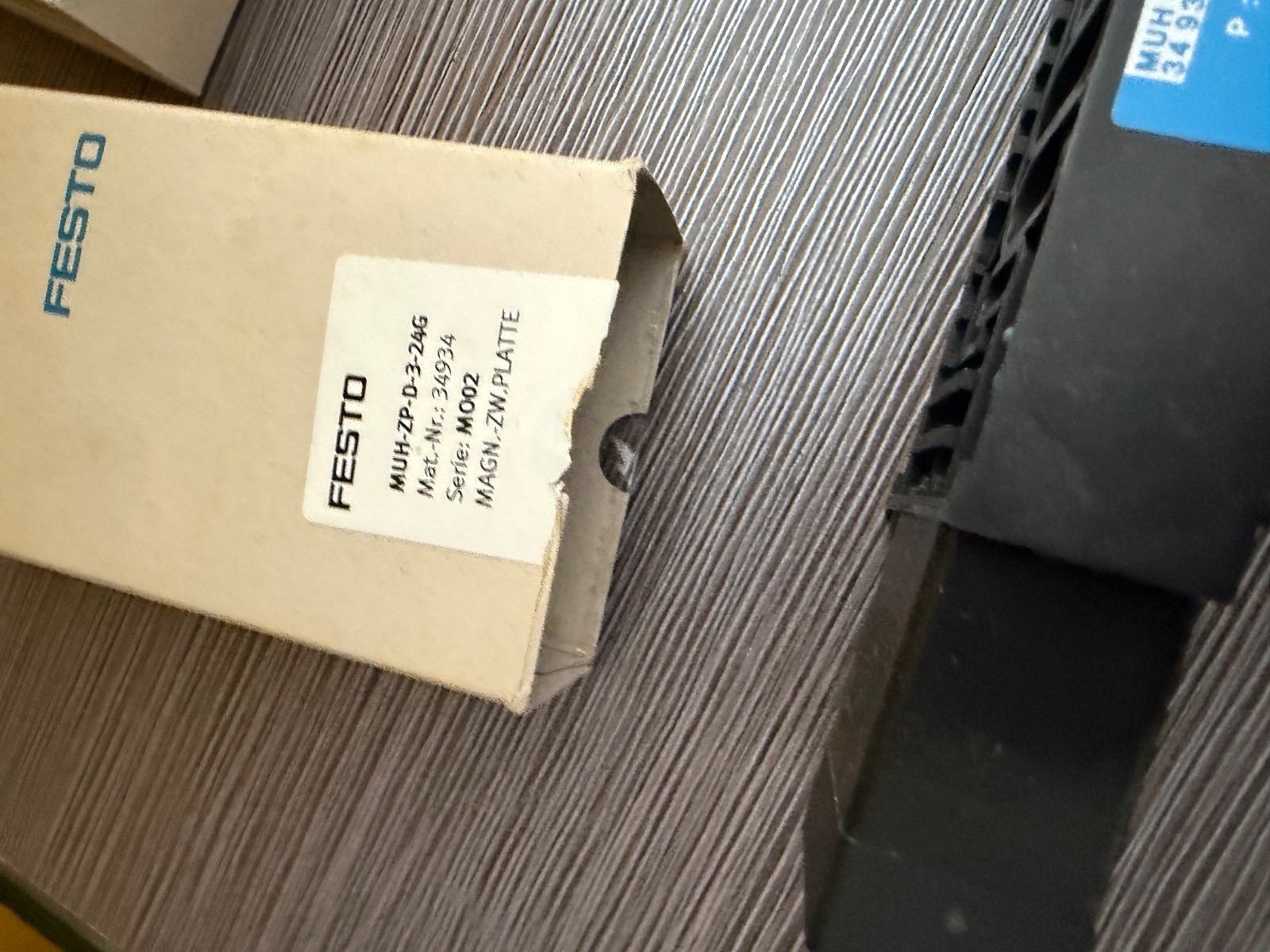 Festo 34934 Intermediate Solenoid Plate MUH-ZP-D-3-24G / MUHZPD324G