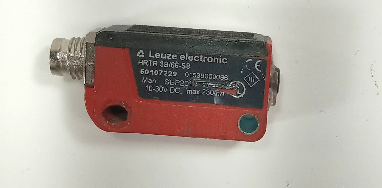 1 USED LEUZE HRTR 3B/66-S8 PHOTOELECTRIC SWITCH ***MAKE OFFER***