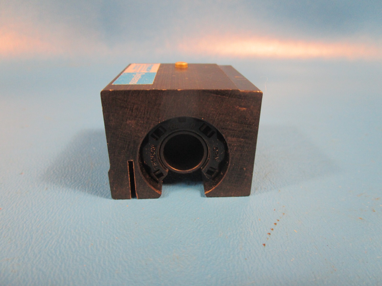 THOMSON SSU8OPN, BALL BUSHING, 1/2″ OPEN LINEAR BEARING SELF ALIGNING ADJUSTABLE