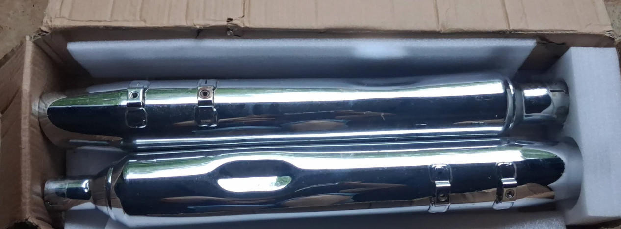OEM Harley-Davidson Touring Exhaust Pipes Muffler-#64900236A, T1746/T1868